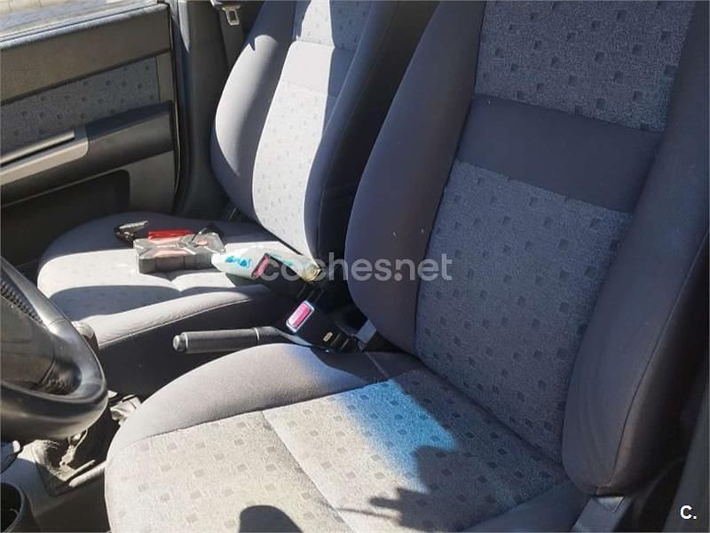 Usado Hyundai Getz 82 CV (60 kW) 2005 Blanco Utilitario