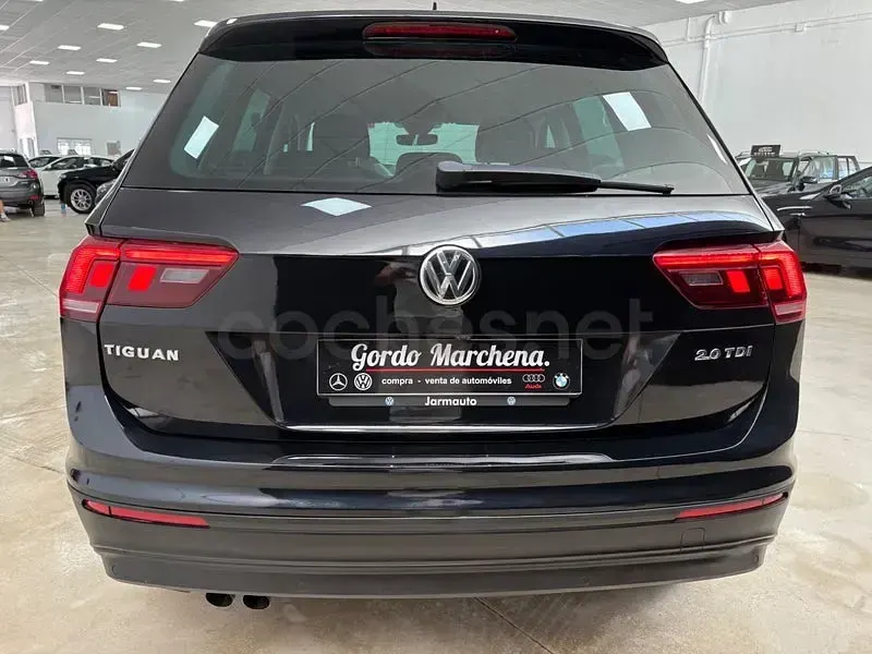 Usado VW Tiguan Advance 150 CV (110 kW) 2018 Negro SUV