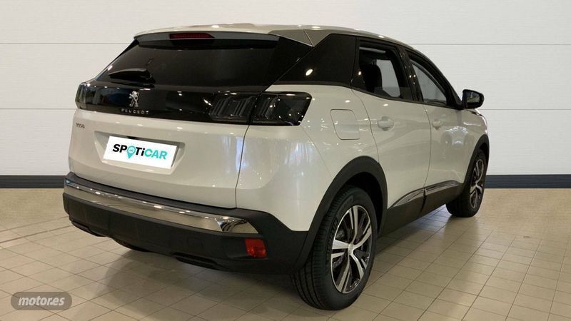 Usado Peugeot 3008 Allure 130 CV (95 kW) 2023 Blanco SUV