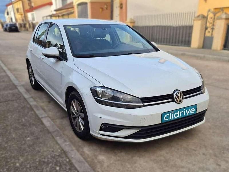 Usado VW Golf VII Advance 116 CV (85 kW) 2018 Blanco Utilitario