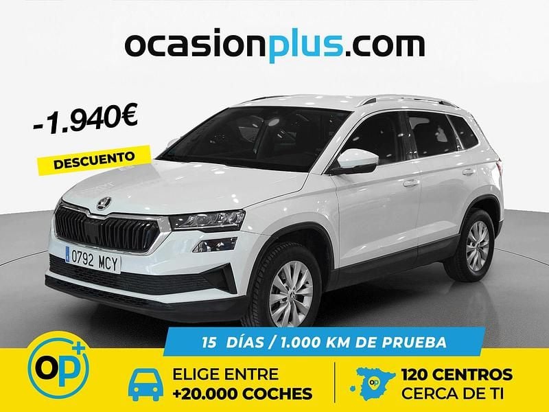 Usado Skoda Karoq Ambition 150 CV (110 kW) 2022 Blanco SUV