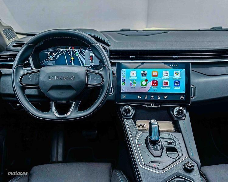 Usado Lynk & Co 01 261 CV (191 kW) 2021 Azul SUV