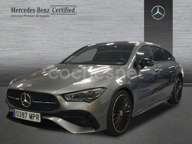 Gris / plata Usado 2024 Mercedes CLA200 Familiar | 41.400 € (Un poco caro) - Imagen 1/4