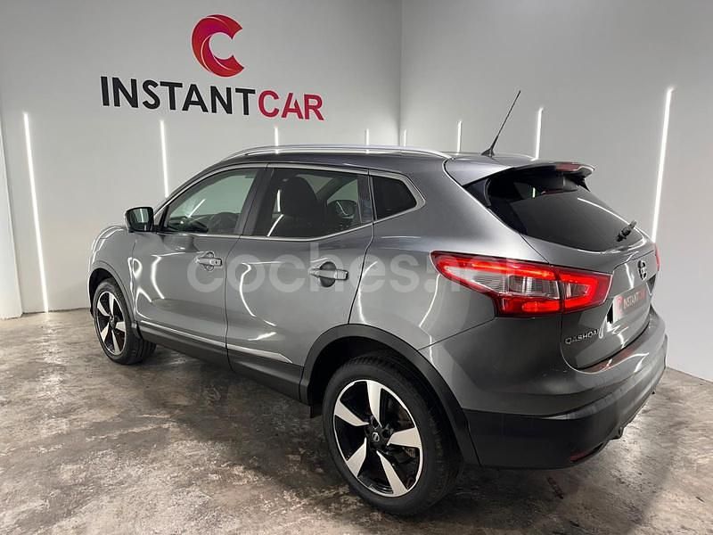 Usado Nissan Qashqai N-Connecta 110 CV (80 kW) 2017 Gris / plata SUV