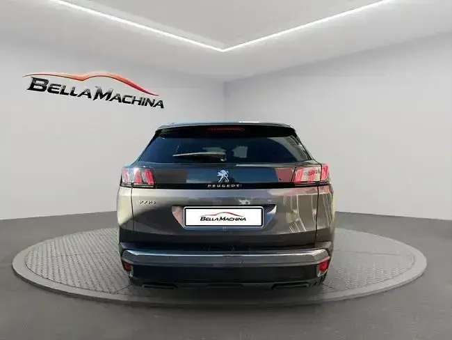 Usado Peugeot 3008 Allure 130 CV (95 kW) 2021 Gris SUV