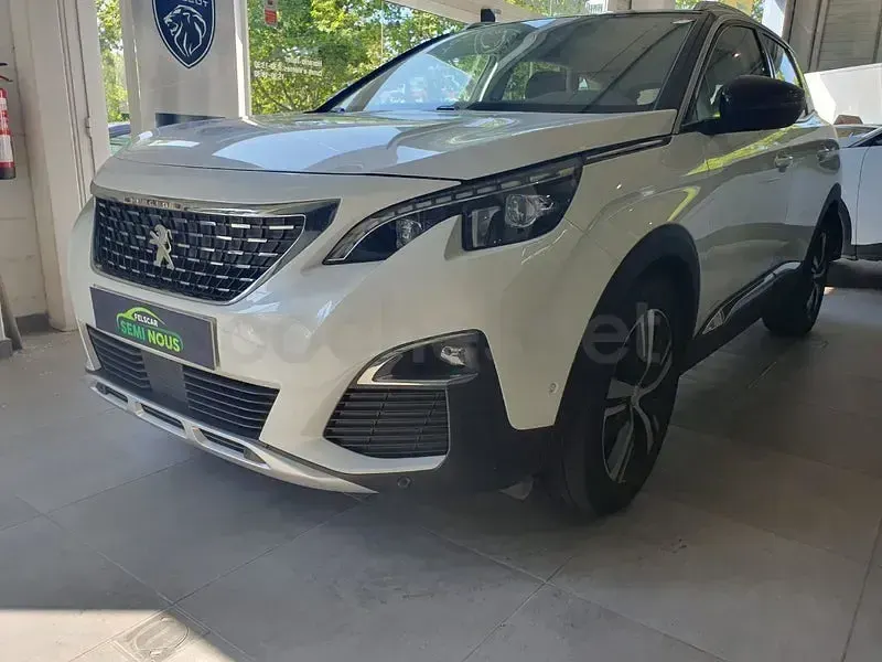 Usado Peugeot 3008 Allure 130 CV (95 kW) 2018 Blanco SUV