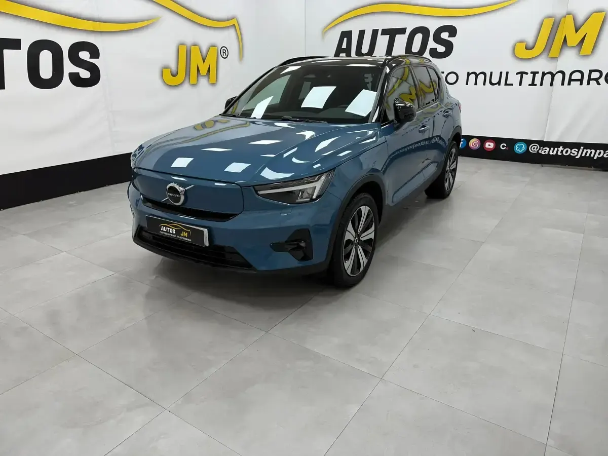 Usado Volvo XC40 Ultimate 169 kW (231 CV) 2022 Eléctrico SUV