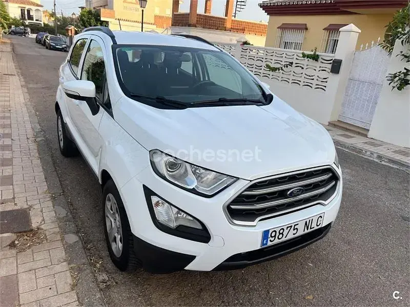 Usado Ford Ecosport Trend 125 CV (91 kW) 2019 Blanco SUV