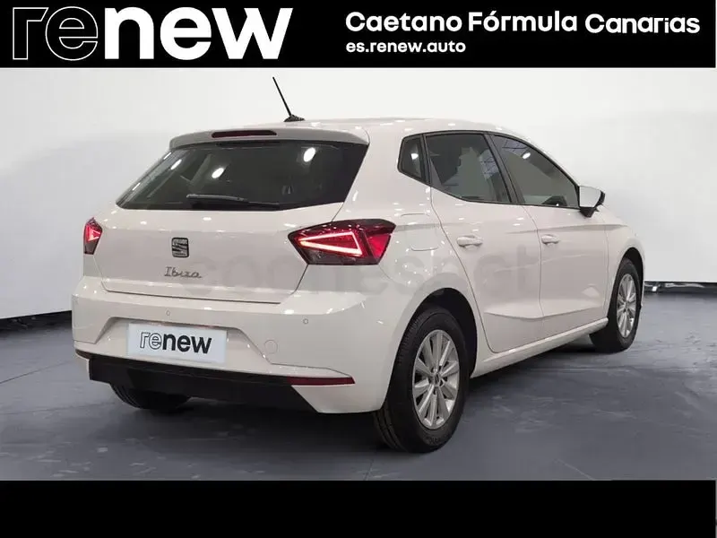 Usado Seat Ibiza Style 80 CV (58 kW) 2025 Blanco Utilitario