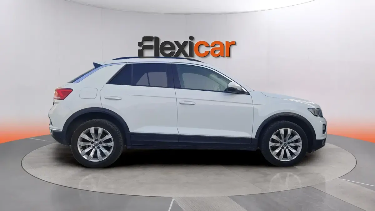 Usado VW T-Roc Advance 150 CV (110 kW) 2021 Gris SUV
