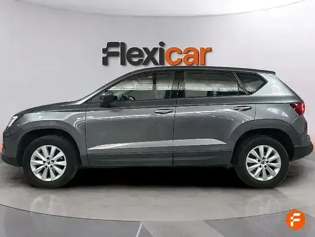 Usado Seat Ateca Reference 110 CV (80 kW) 2022 Gris SUV