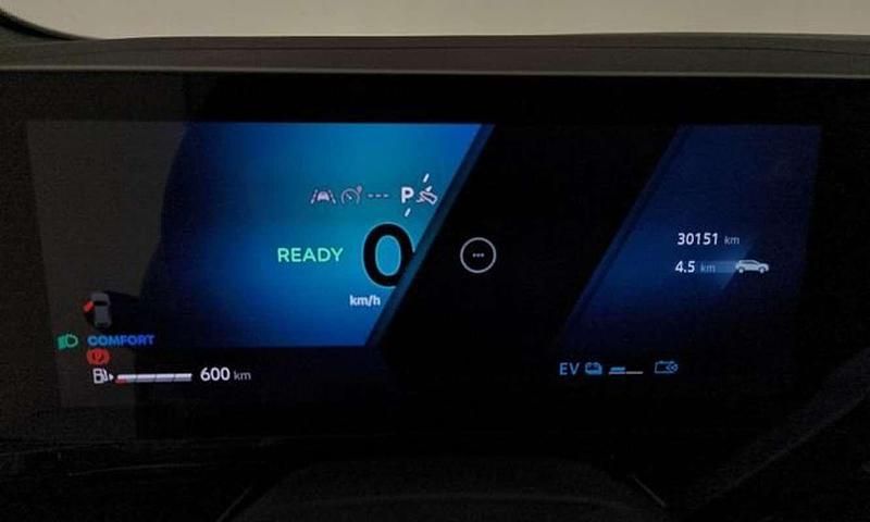 Usado Renault Austral Techno 200 CV (147 kW) 2025 Blanco SUV