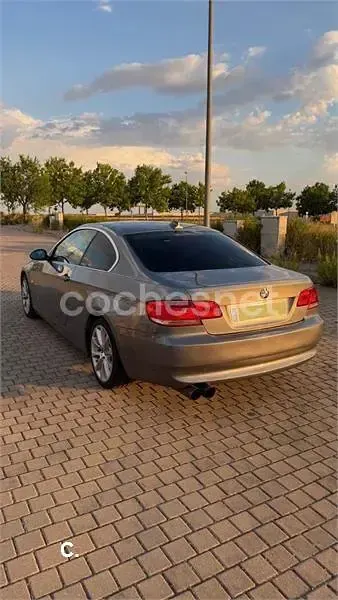 Usado BMW 330 272 CV (200 kW) 2008 Gris / plata Coupe