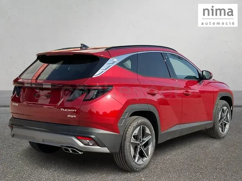 Uusi Hyundai Tucson 252 HP (185 kW) 2025 Punainen Katumaasturi
