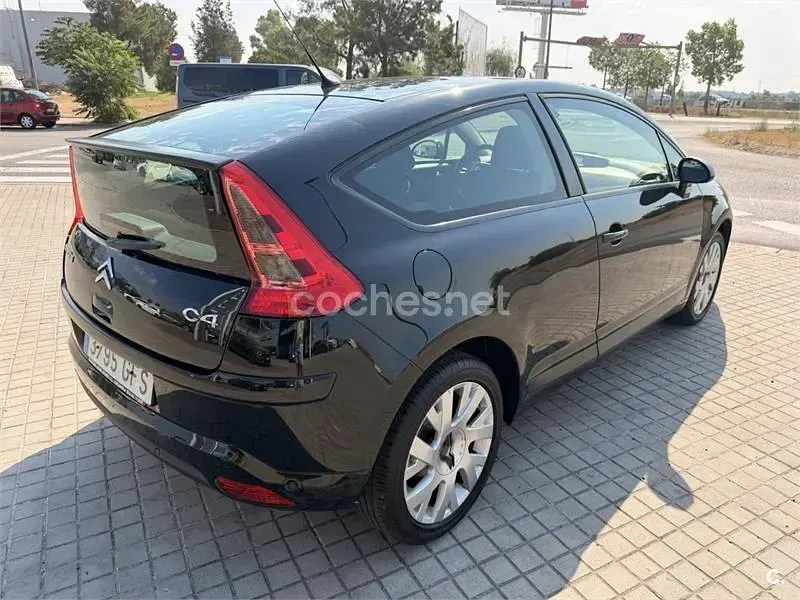 Usado Citroën C4 90 CV (66 kW) 2009 Negro Berlina