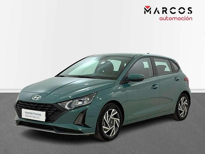 Verde Usado 2024 Hyundai i20 Utilitario | 13.500 € (Precio justo) - Imagen 1/4