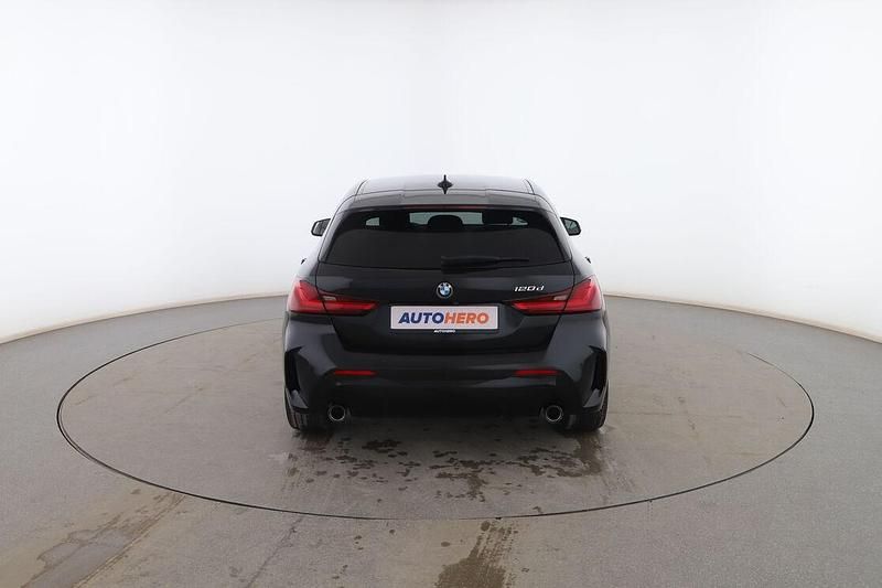 Usado BMW 120 M Sport 190 CV (139 kW) 2024 Negro Utilitario