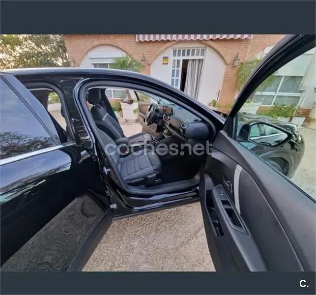 Usado Citroën C4 Feel 130 CV (95 kW) 2022 Negro Berlina