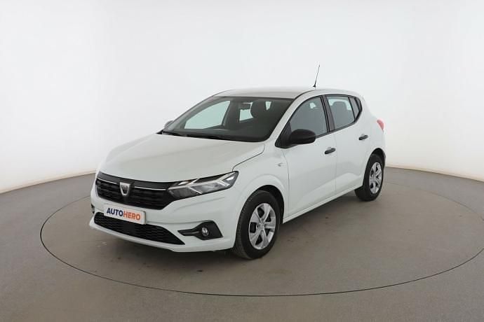 Blanco Usado 2021 Dacia Sandero Essentiel Utilitario | 10.761 € (Precio justo) - Imagen 1/3