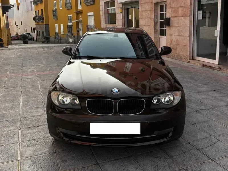 Usado BMW 116 122 CV (89 kW) 2010 Marrón Utilitario