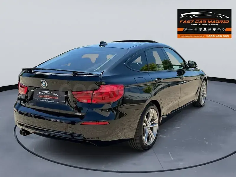 Usado BMW 330 Gran Turismo Sport Line 258 CV (189 kW) 2018 Negro Berlina