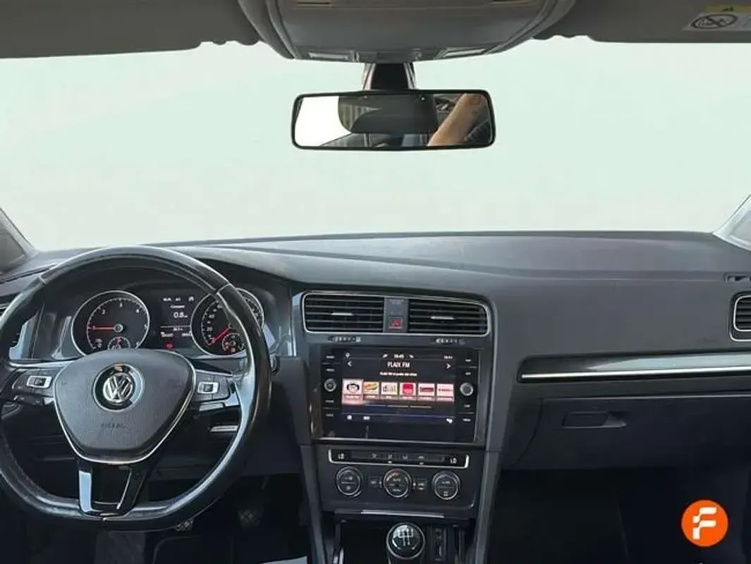 Usado VW Golf VII Advance 116 CV (85 kW) 2017 Negro Utilitario