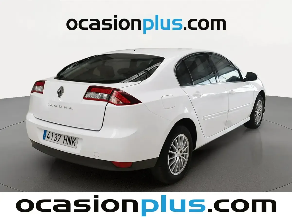 Usado Renault Laguna III 110 CV (80 kW) 2012 Blanco Berlina