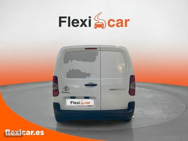 Usado Toyota Proace City City 102 CV (75 kW) 2020 Blanco Monovolumen