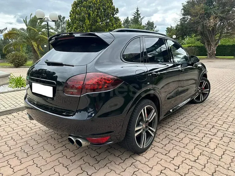 Usado Porsche Cayenne Turbo 500 CV (367 kW) 2012 Negro SUV