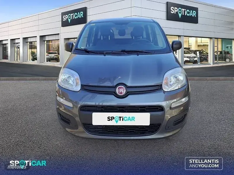 Usado Fiat Panda Easy 69 CV (50 kW) 2018 Gris Utilitario