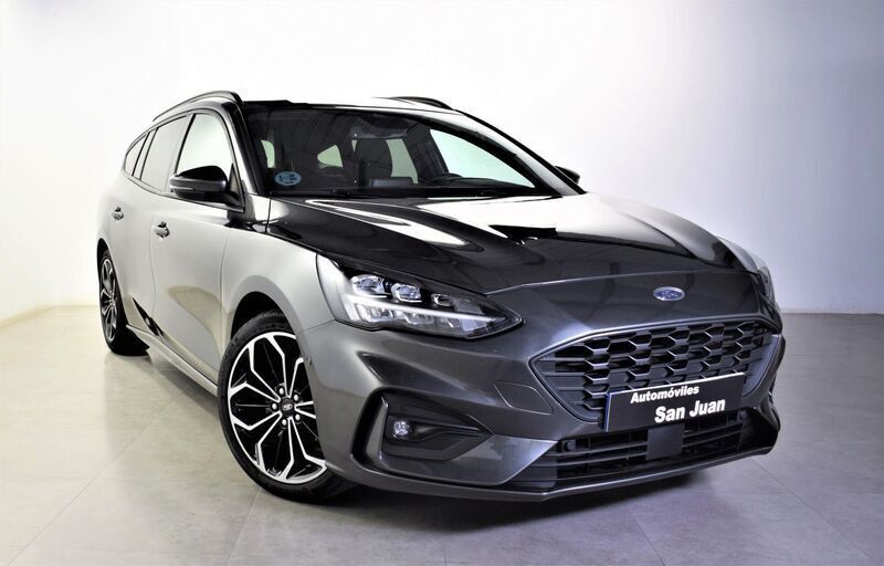 Gris Usado 2020 Ford Focus ST-Line Familiar | 18.990 € (Caro) - Imagen 1/4
