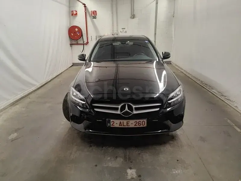Usado Mercedes C200 160 CV (117 kW) 2021 Negro Berlina