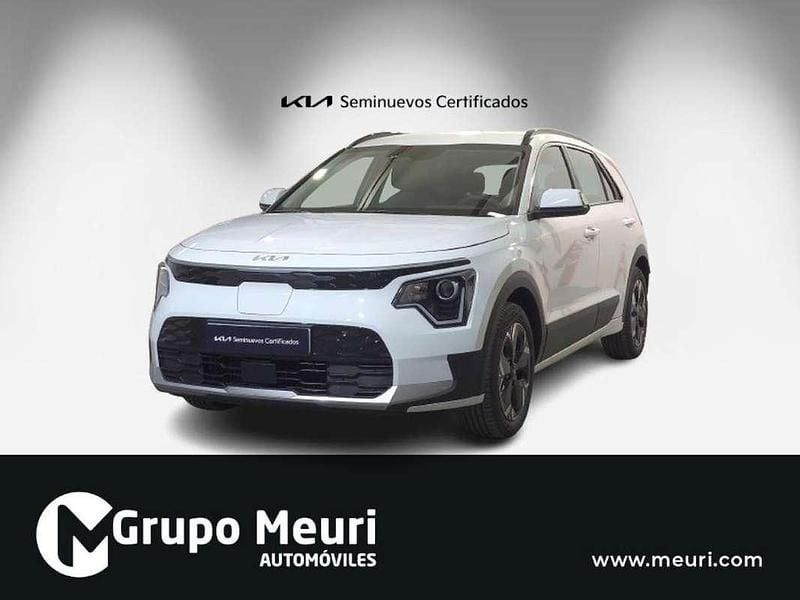 Usado Kia Niro 150 kW (204 HP) 2023 Branco SUV