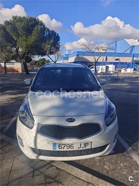 Blanco Usado 2015 Kia Carens Monovolumen | 5800 € (Buen precio) - Imagen 1/4