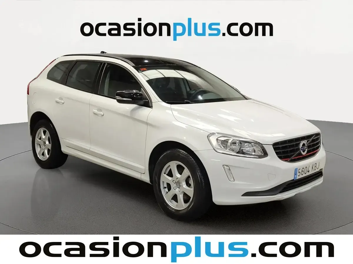 Usado Volvo XC60 Momentum 190 CV (139 kW) 2017 Blanco SUV