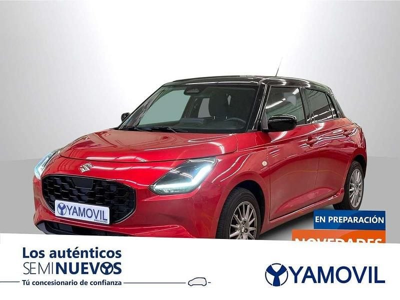 Usado Suzuki Swift 83 CV (61 kW) 2024 Rojo Utilitario