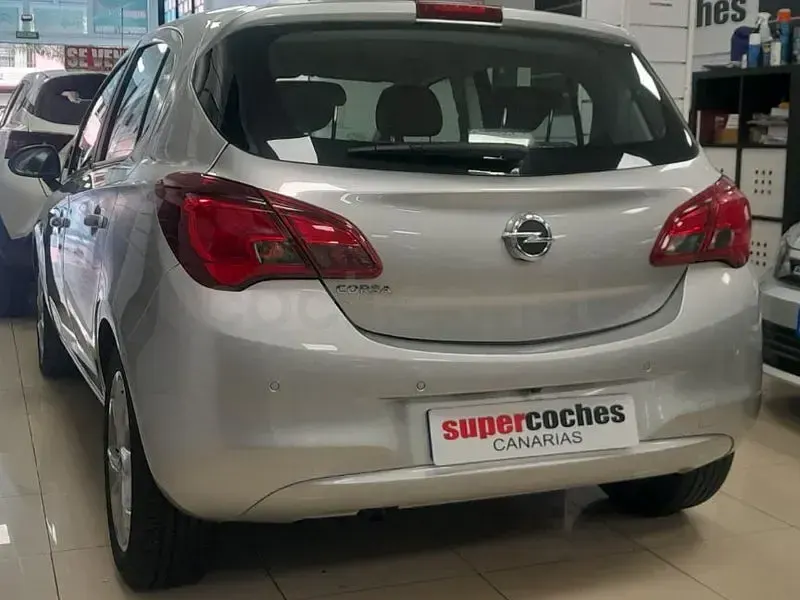 Usado Opel Corsa 90 CV (66 kW) 2019 Gris / plata Utilitario