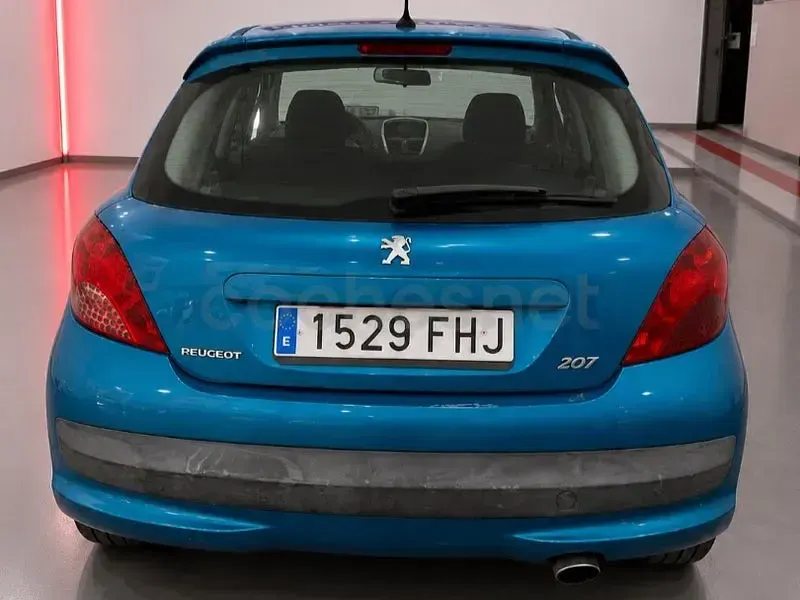 Usado Peugeot 207 110 CV (80 kW) 2007 Azul Berlina