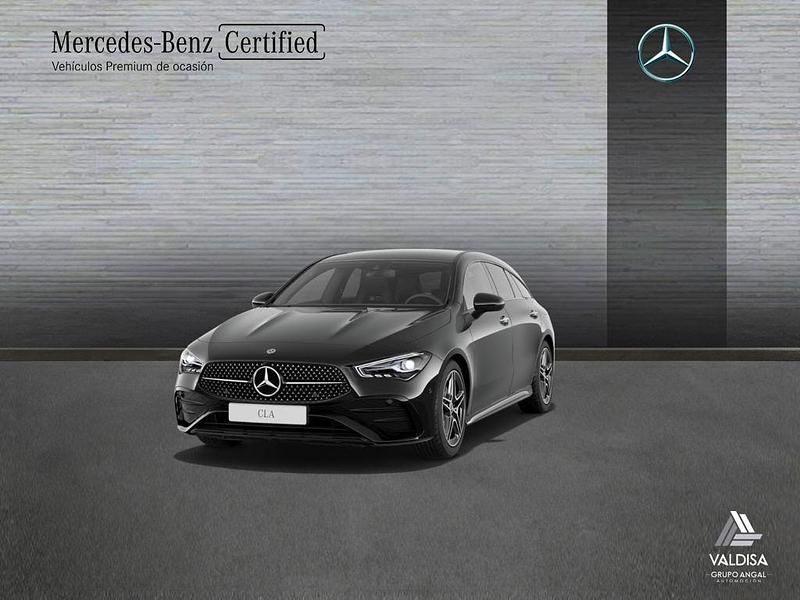 Negro Usado 2024 Mercedes CLA200 Shooting Brake Familiar | 39.900 € (Precio justo) - Imagen 1/4
