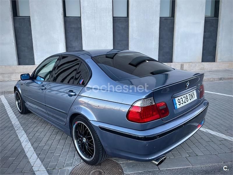 Usado BMW 320 150 CV (110 kW) 2005 Azul Berlina