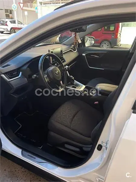 Usado Toyota RAV4 Hybrid Advance 218 CV (160 kW) 2020 Blanco SUV