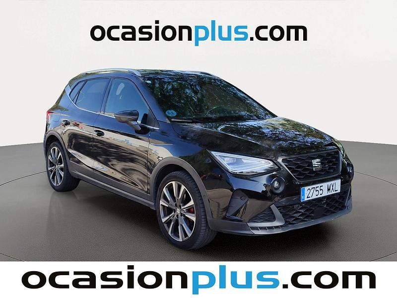 Usado Seat Arona FR 150 CV (110 kW) 2024 Negro SUV