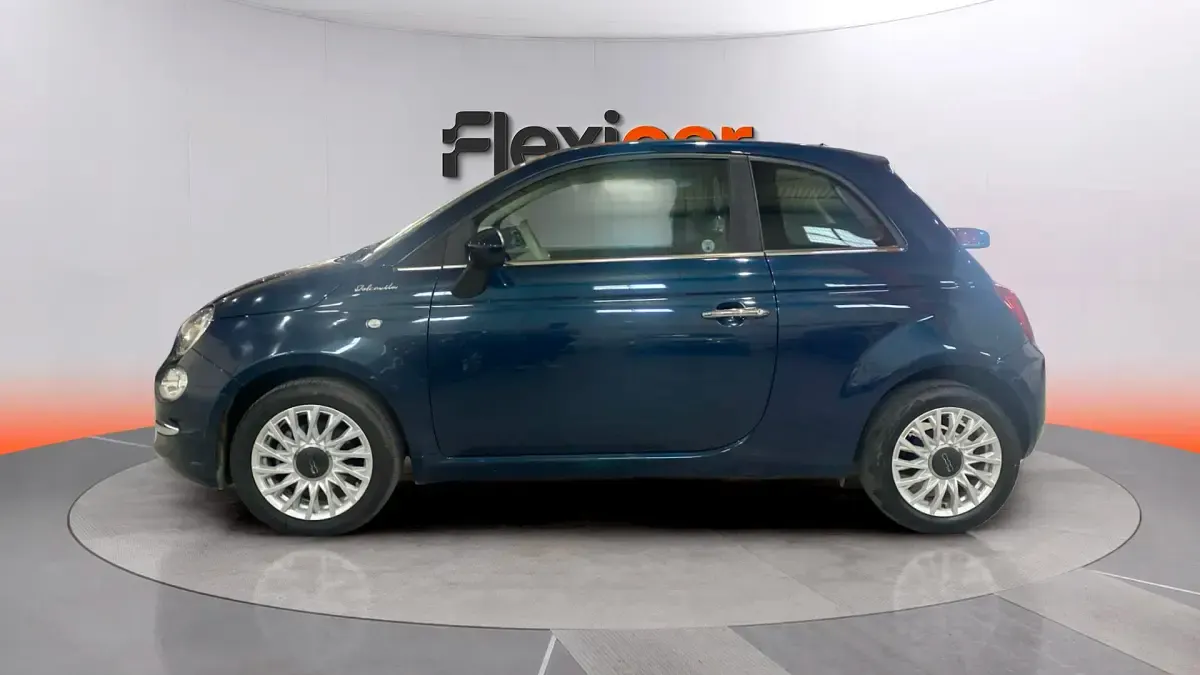 Usado Fiat 500 Dolcevita 70 CV (51 kW) 2023 Azul Berlina