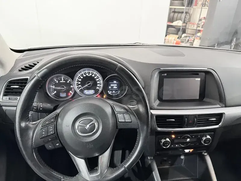 Käytetty Mazda CX-5 Style 150 HP (110 kW) 2015 Valkoinen Katumaasturi