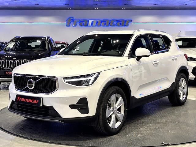 Blanco Usado 2024 Volvo XC40 Core SUV | 30.490 € (Buen precio) - Imagen 1/4