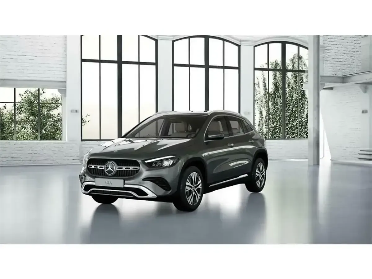 Usado Mercedes GLA200 163 CV (119 kW) 2025 SUV