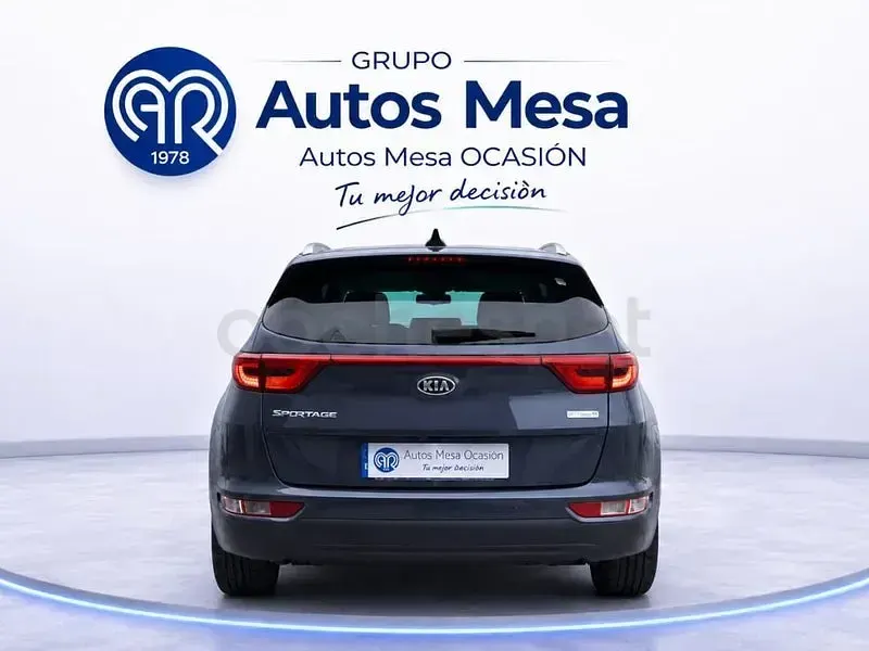 Usado Kia Sportage 132 CV (97 kW) 2017 Gris / plata SUV