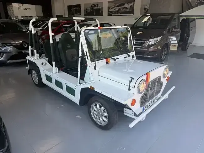 Usado Austin Mini 33 kW (45 CV) 2024 Blanco Descapotable