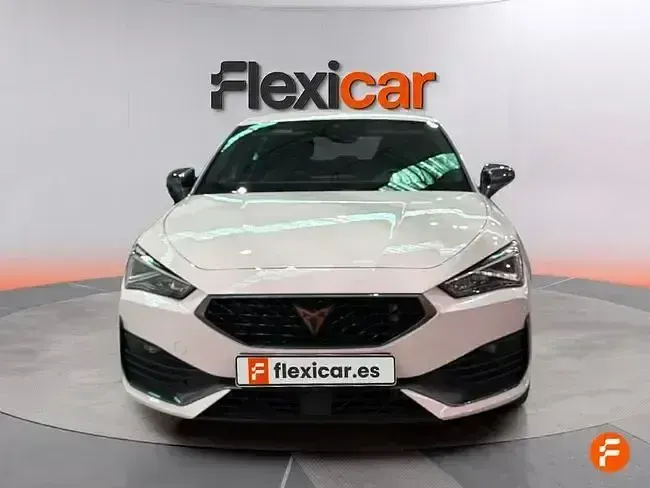 Usado Cupra Leon 204 CV (150 kW) 2022 Blanco Berlina