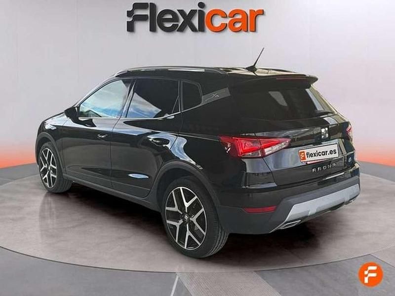 Usado Seat Arona FR 116 CV (85 kW) 2019 Negro SUV